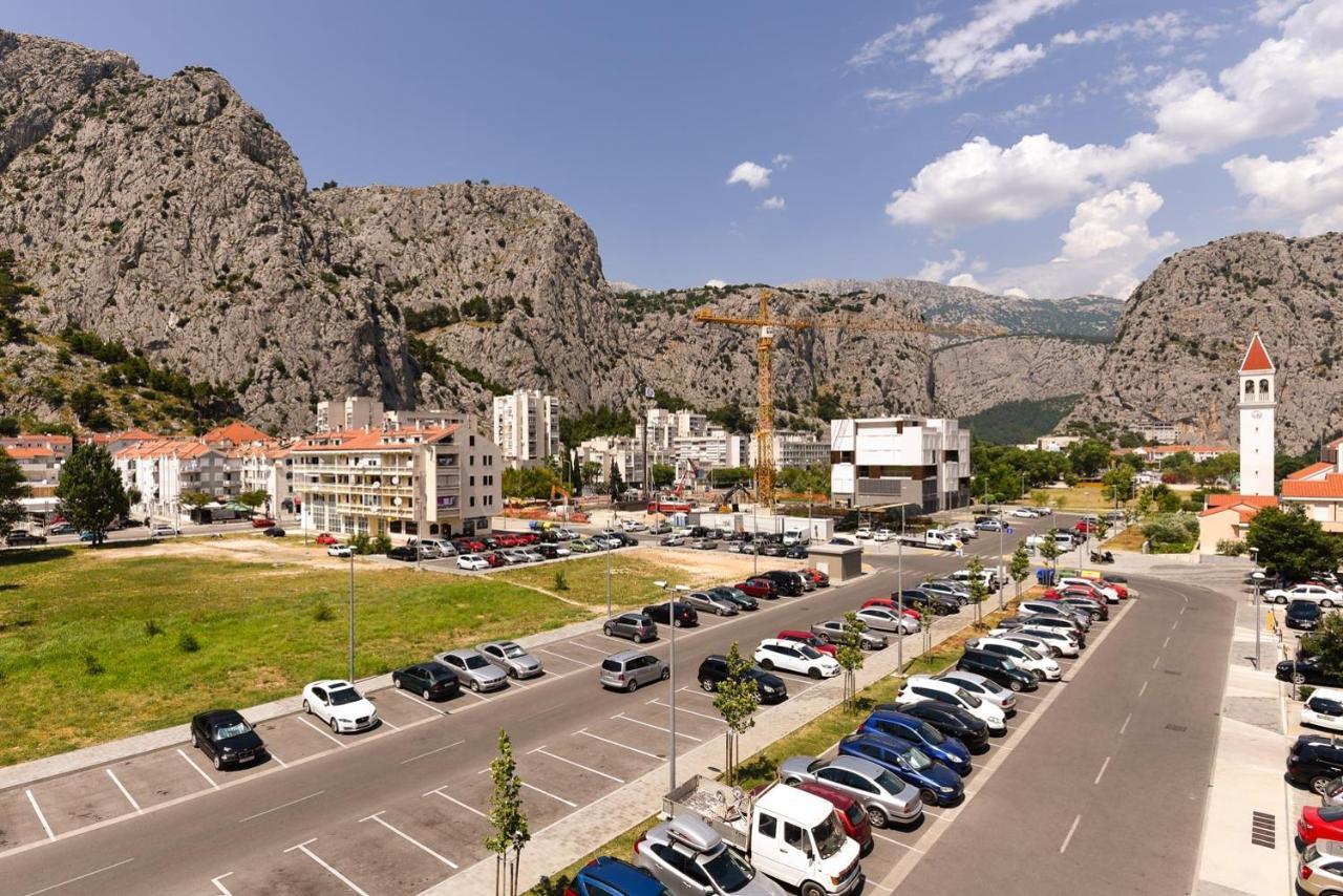 Green 'N Grey Omiš Dış mekan fotoğraf
