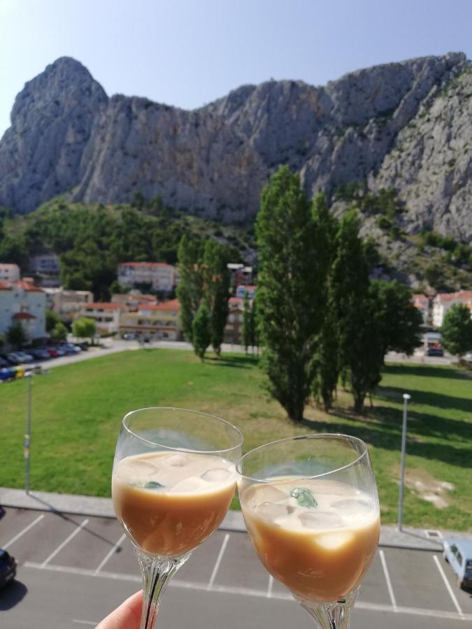 Green 'N Grey Omiš Dış mekan fotoğraf